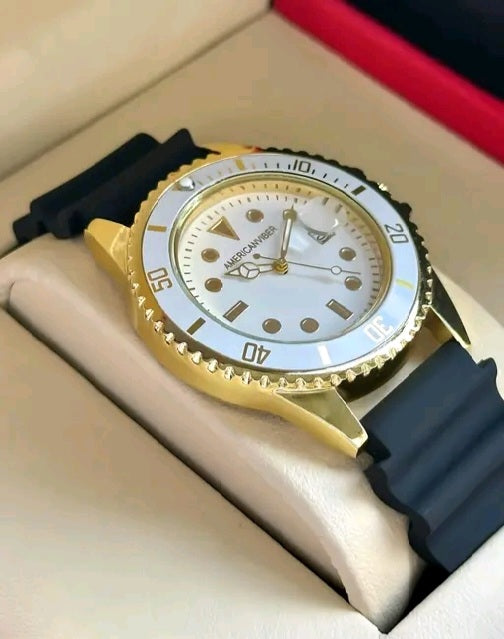 Luxury Men's Analog Silicone Strap Watch